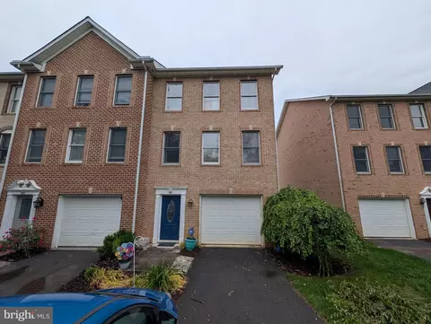547 Pangborn Blvd, Hagerstown, MD 21742