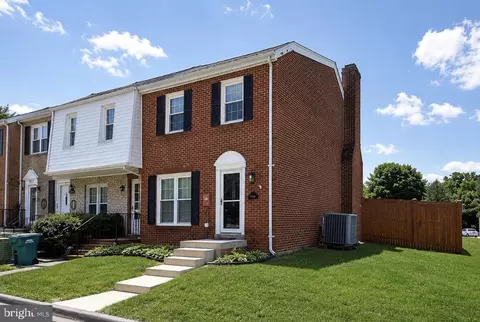 17932 Hickory Ln, Hagerstown, MD 21740
