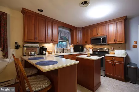 Kitchen - 11917 Comanche Dr, Smithsburg, MD 21783 photo 1 of 3