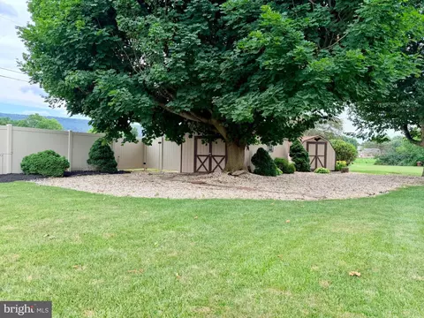 Exterior - 11917 Comanche Dr, Smithsburg, MD 21783 photo 9 of 10