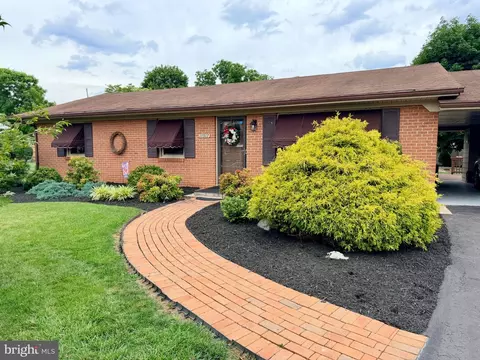 Exterior - 11917 Comanche Dr, Smithsburg, MD 21783 photo 2 of 10