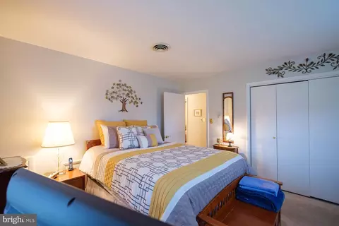 Bedroom - 11917 Comanche Dr, Smithsburg, MD 21783 photo 5 of 6