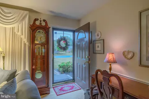 Entry Way - 11917 Comanche Dr, Smithsburg, MD 21783 photo 1 of 6