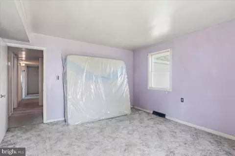 Bedroom - 13844 Clear Spring Rd, Clear Spring, MD 21722 photo 6 of 6
