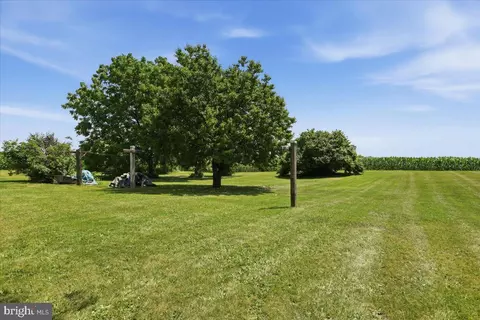 Exterior - 13844 Clear Spring Rd, Clear Spring, MD 21722 photo 1 of 4