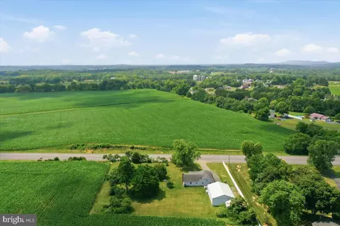 View/Area - 13844 Clear Spring Rd, Clear Spring, MD 21722 photo 4 of 9