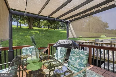Exterior - 102 Jasons Rdg, Smithsburg, MD 21783 photo 3 of 4