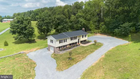 5018 Churchey Rd, Keedysville, MD 21756
