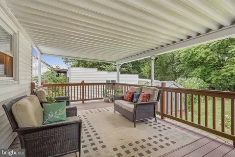 Exterior - 73 Devonshire Rd, Hagerstown, MD 21740 photo 4 of 9
