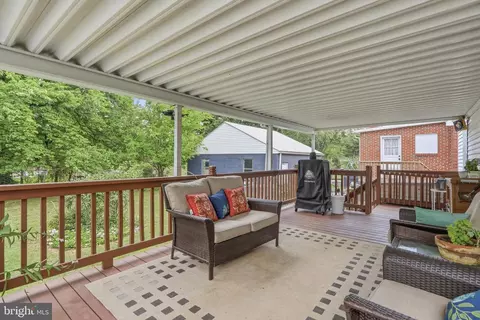 Exterior - 73 Devonshire Rd, Hagerstown, MD 21740 photo 5 of 9