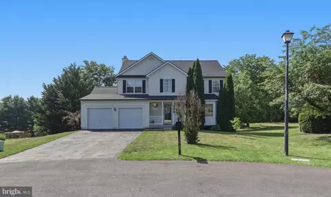 1949 Winston Dr, Hagerstown, MD 21740