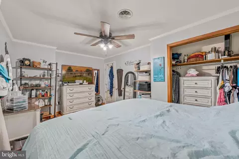 Bedroom - 12504 National Pike, Clear Spring, MD 21722 photo 4 of 4