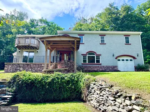 2806 Harpers Ferry Rd, Sharpsburg, MD 21782