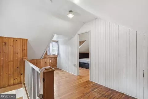 Entry Way - 12527 Rockdale Rd, Clear Spring, MD 21722 photo 4 of 5