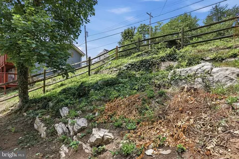 Exterior - 12527 Rockdale Rd, Clear Spring, MD 21722 photo 4 of 5