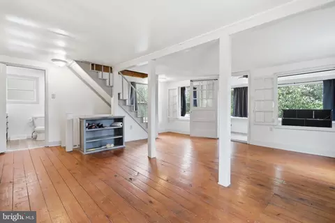 Entry Way - 12527 Rockdale Rd, Clear Spring, MD 21722 photo 1 of 5