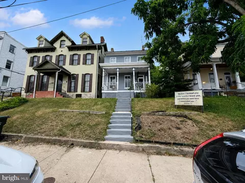 153 Summit Ave, Hagerstown, MD 21740