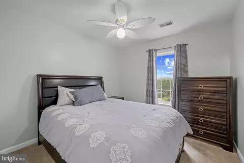 Bedroom - 125 Sentry Rdg, Smithsburg, MD 21783 photo 4 of 7