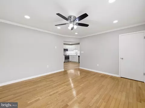 Living - 206 Weldon Dr, Boonsboro, MD 21713 photo 10 of 10