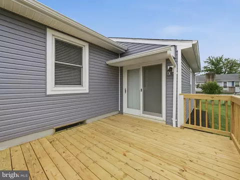 Exterior - 206 Weldon Dr, Boonsboro, MD 21713 photo 8 of 11