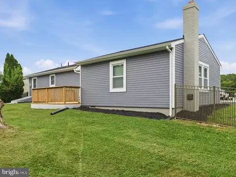 Exterior - 206 Weldon Dr, Boonsboro, MD 21713 photo 6 of 11