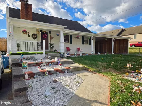 18023 Alpine Dr, Maugansville, MD 21767