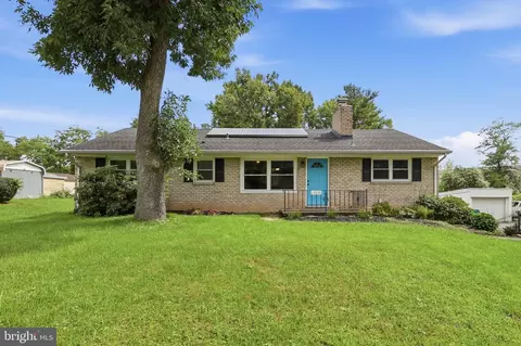 17031 Virginia Ave, Williamsport, MD 21795