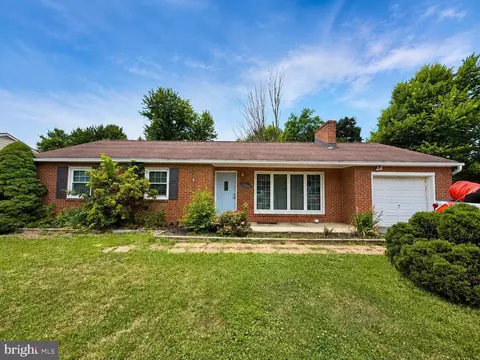 11816 Pheasant Trl, Hagerstown, MD 21742