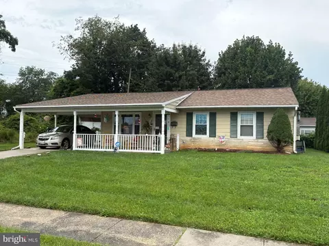 1025 Glenwood Ave, Hagerstown, MD 21742