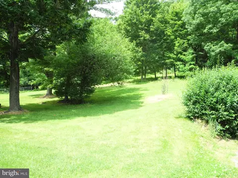 Exterior - 13204 Draper Rd, Clear Spring, MD 21722 photo 9 of 17