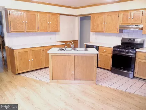Kitchen - 13204 Draper Rd, Clear Spring, MD 21722 photo 1 of 3