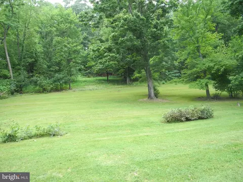 Exterior - 13204 Draper Rd, Clear Spring, MD 21722 photo 13 of 17