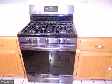 Kitchen - 13204 Draper Rd, Clear Spring, MD 21722 photo 2 of 3