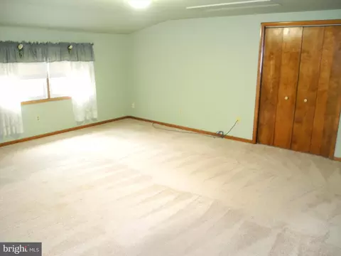 Bedroom - 13204 Draper Rd, Clear Spring, MD 21722 photo 2 of 2