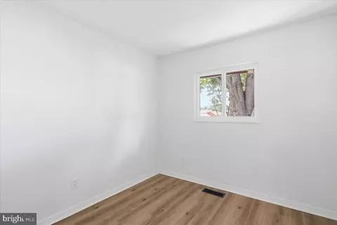 Bedroom - 1405 Outer Dr, Hagerstown, MD 21742 photo 1 of 1