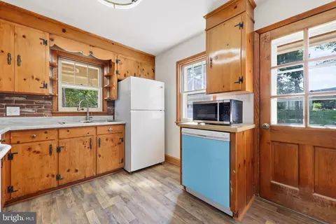 Kitchen - 45 W Water St W, Smithsburg, MD 21783 photo 2 of 3