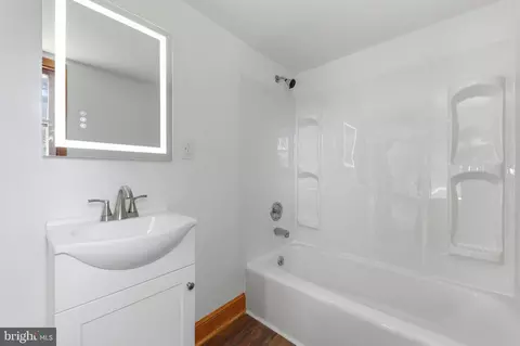 Entry Way - 45 W Water St W, Smithsburg, MD 21783 photo 3 of 3