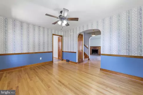 Living - 45 W Water St W, Smithsburg, MD 21783 photo 5 of 5
