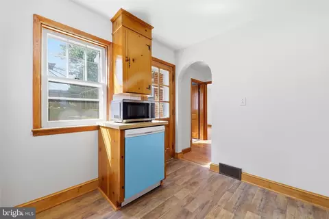 Entry Way - 45 W Water St W, Smithsburg, MD 21783 photo 2 of 3