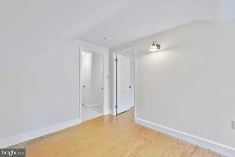 Entry Way - 655 Security Rd, Hagerstown, MD 21740 photo 2 of 2