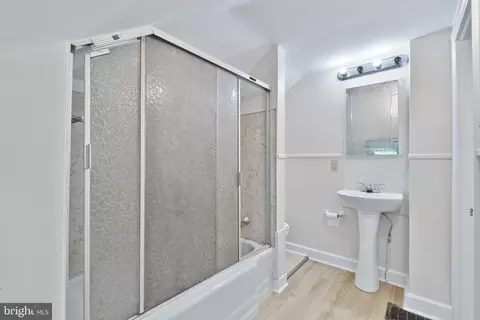 Bath - 655 Security Rd, Hagerstown, MD 21740 photo 2 of 2