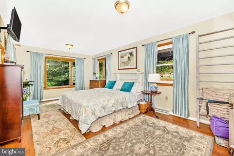 Bedroom - 11915 Cove Rd, Clear Spring, MD 21722 photo 1 of 8