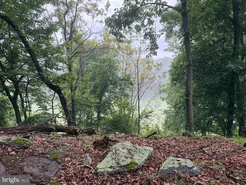 View/Area - 11915 Cove Rd, Clear Spring, MD 21722 photo 3 of 5