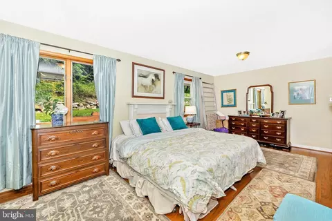 Bedroom - 11915 Cove Rd, Clear Spring, MD 21722 photo 4 of 8