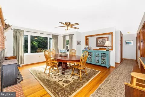 Dining - 11915 Cove Rd, Clear Spring, MD 21722 photo 1 of 3