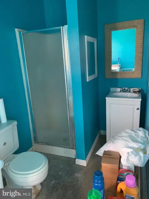 Bath - 13644 Saint Paul Rd, Clear Spring, MD 21722 photo 2 of 3