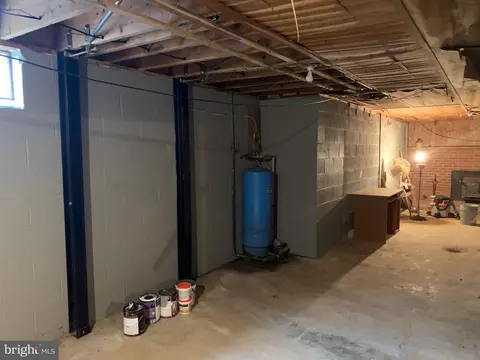 Entry Way - 13644 Saint Paul Rd, Clear Spring, MD 21722 photo 5 of 5