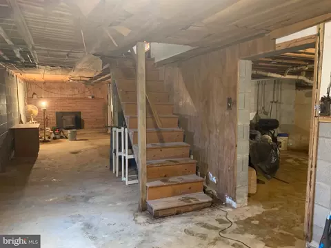 Entry Way - 13644 Saint Paul Rd, Clear Spring, MD 21722 photo 3 of 5