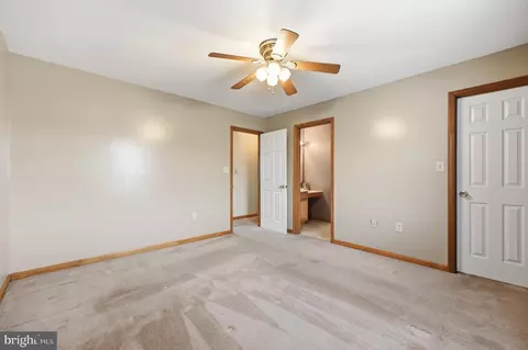 Bedroom - 27 Amanda Dr, Smithsburg, MD 21783 photo 4 of 7
