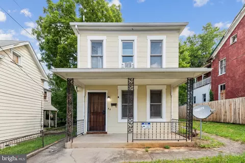 46 N Charles St, Hagerstown, MD 21740